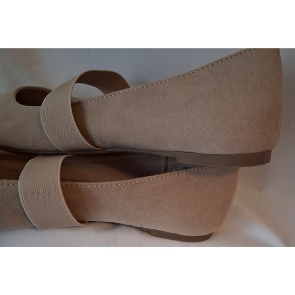 Y-NOT? Beige Suede Ballet Flats with Strap Wom
en's 8.5 NWOT - Picture 6 of 7